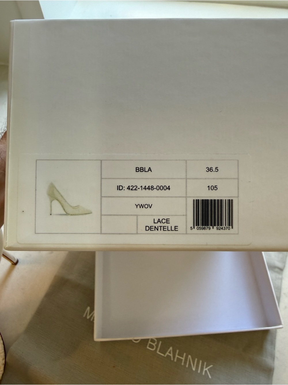 Manolo Blahnik Cream/White Lace Pumps (105mm) - Size 36.5 - Picture 3 of 9